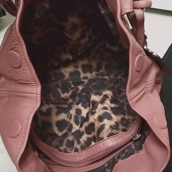 [LIKE NEW] B MAKOWSKY dusty rose pink leather purse - Picture 9 of 13